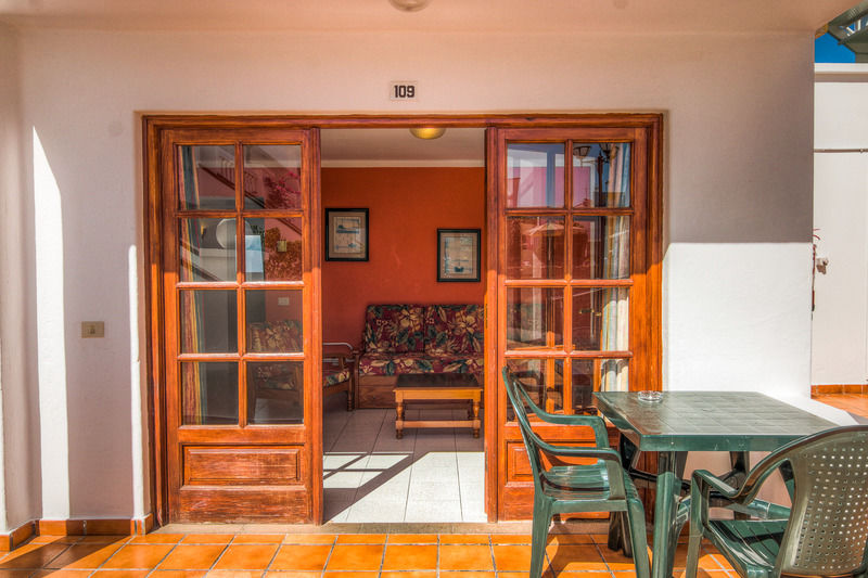 Suite Hotel Montana Club Puerto del Carmen  Buitenkant foto